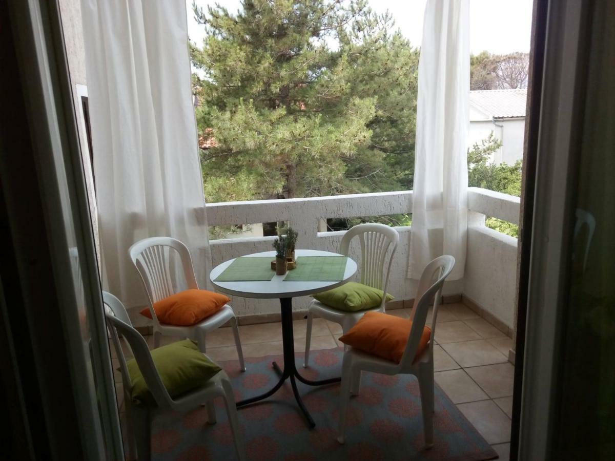 Studio Relax Punat Exterior foto